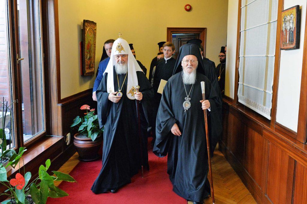 patriarchen kirill en bartholomeus 4