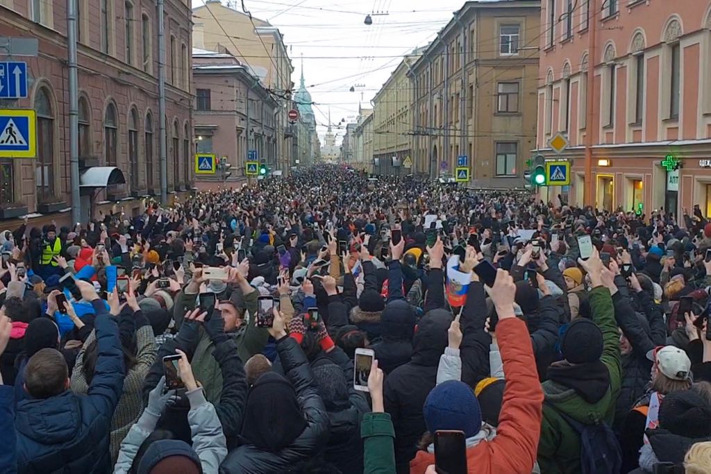 22 06 протестующие на гороховой улице в санкт петербурге 31 января 2021