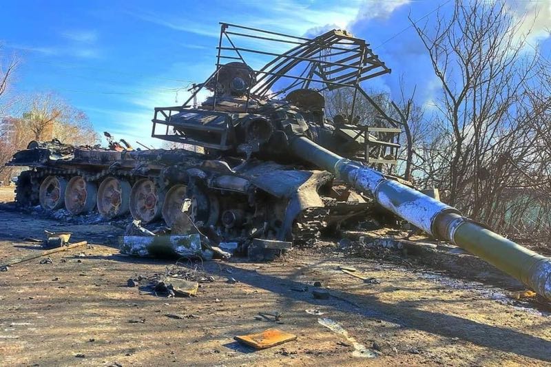 russian tank destroyed