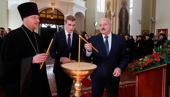 corona loekasjenko viert gewoon pasen op 19 april foto president